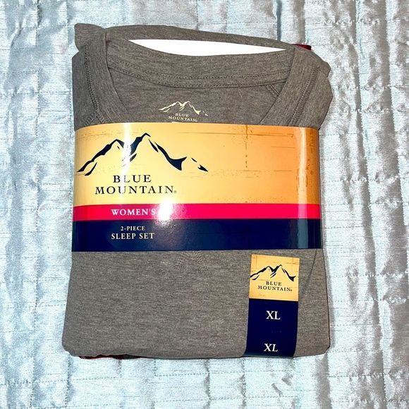 Blue Mountain Red Plaid Women's Flannel Pajama Set  NWT Size large - Picture 2 of 9